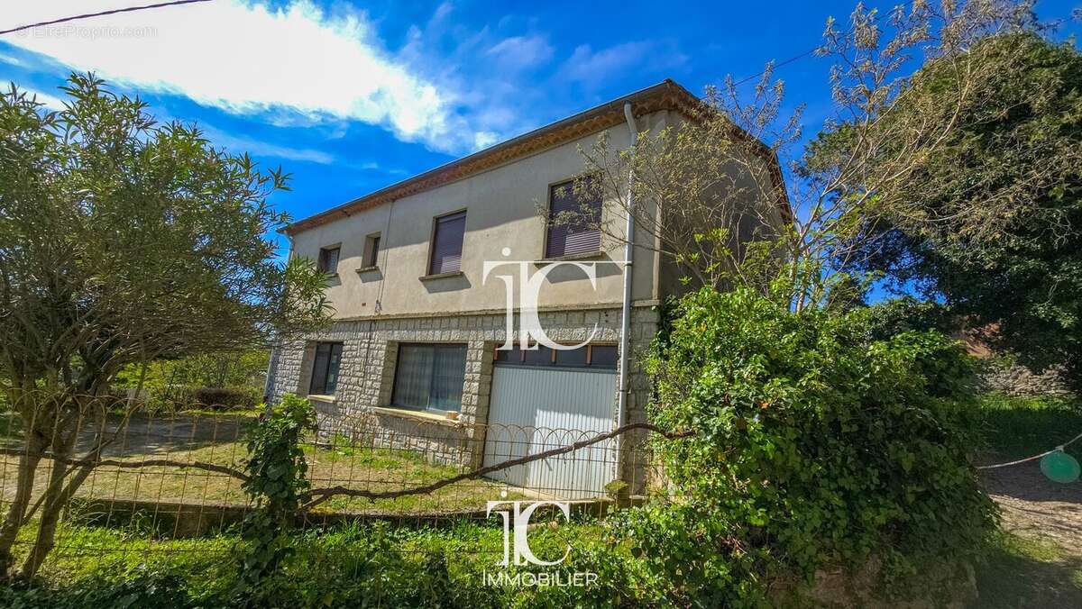 Maison à SAINT-PAUL-LE-JEUNE