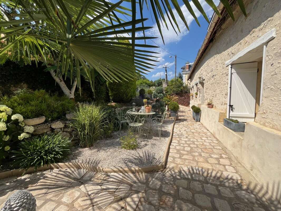 Maison à MAISSE