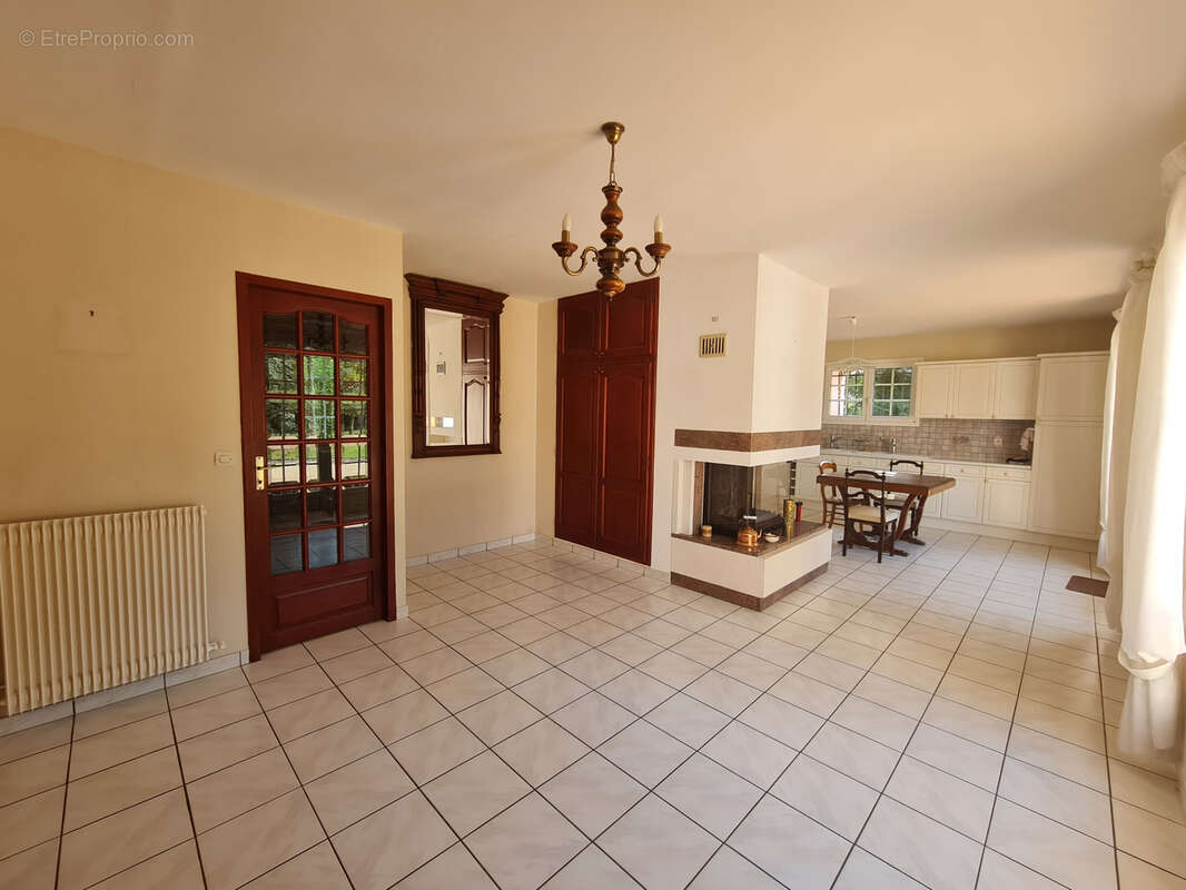 Maison à BELIN-BELIET