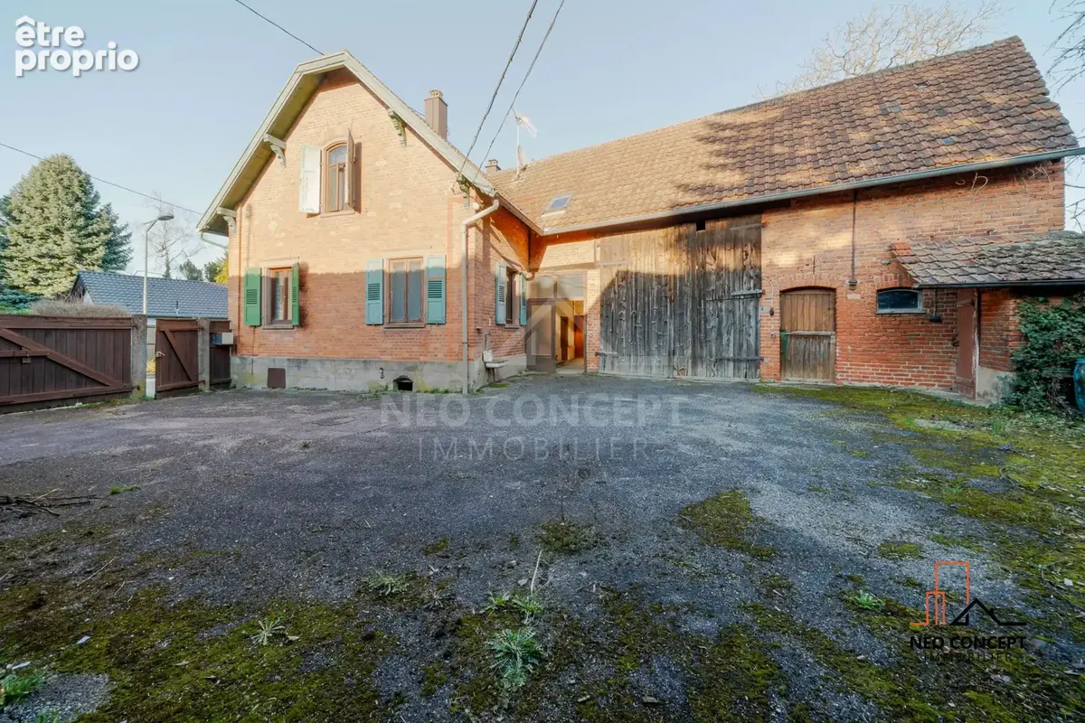 * WEITBRUCH - Maison de 123 m² + Grange et Dépendance à rénover * IDEAL INVESTISSEUR * - photo 2