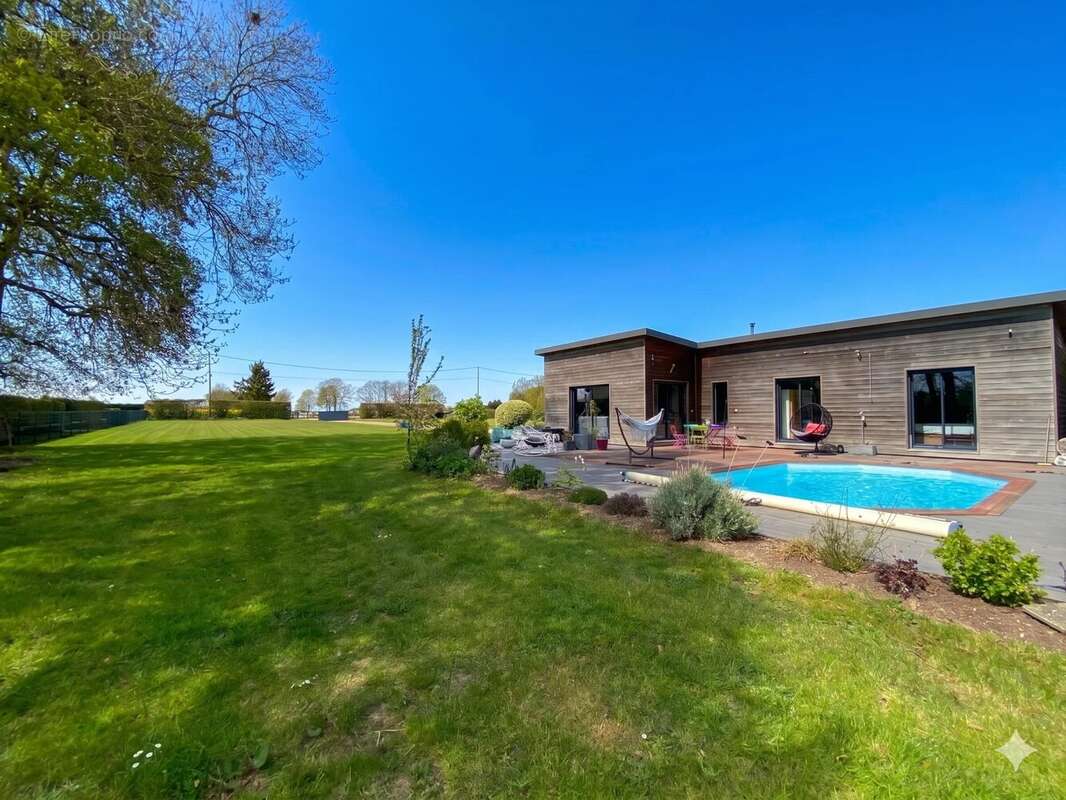 Maison à L'AIGLE