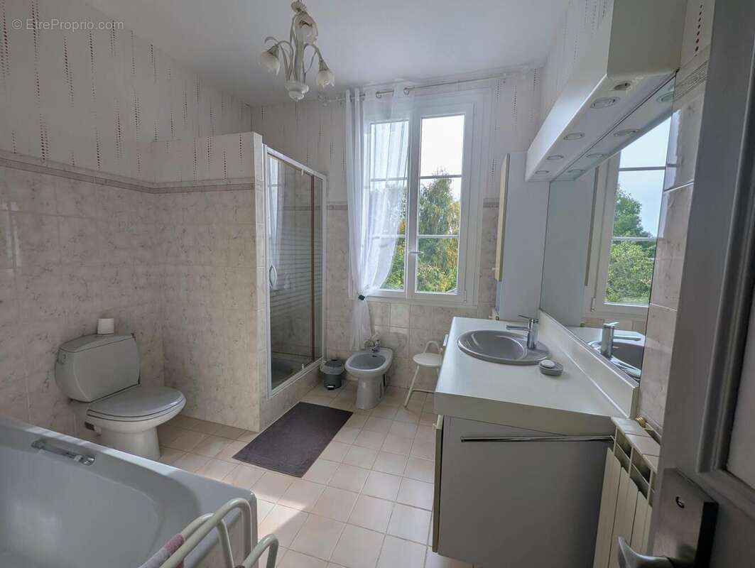 Photo 4 - Maison à BEAUVAIS