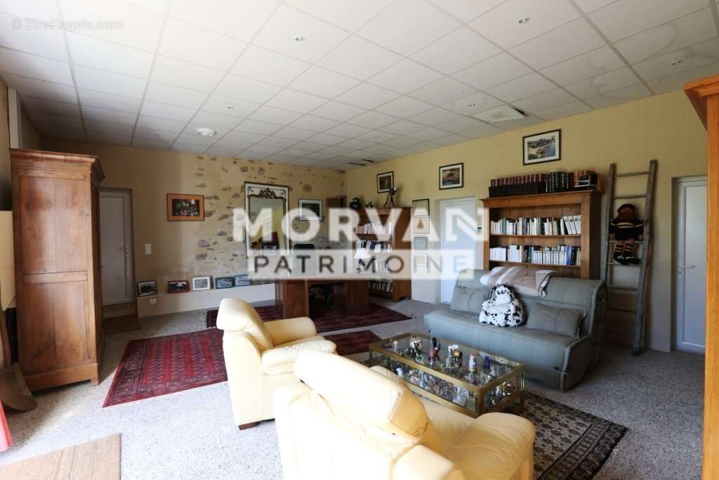 Maison à SAINT-SAULGE