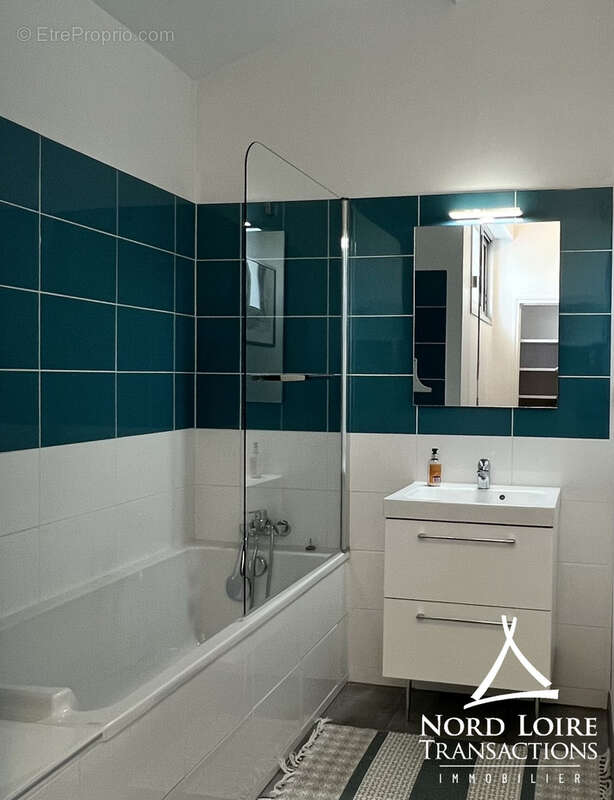 Maison à LA CHAPELLE-SUR-ERDRE