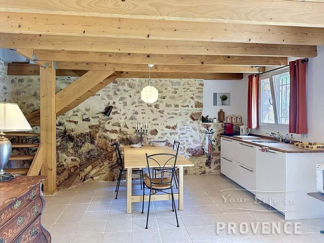 Maison à LORGUES