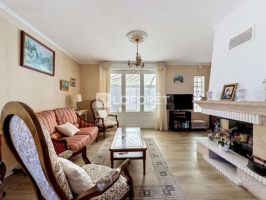 Maison à LION-SUR-MER