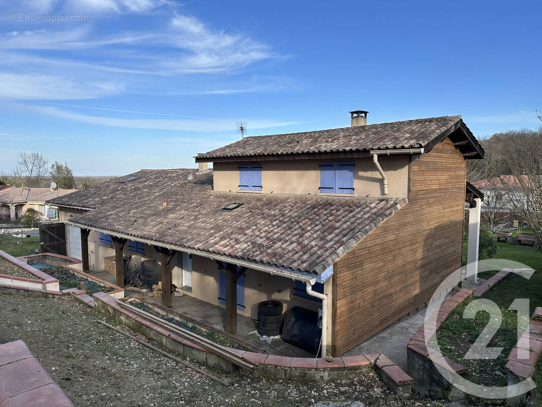Maison à BONREPOS-SUR-AUSSONNELLE
