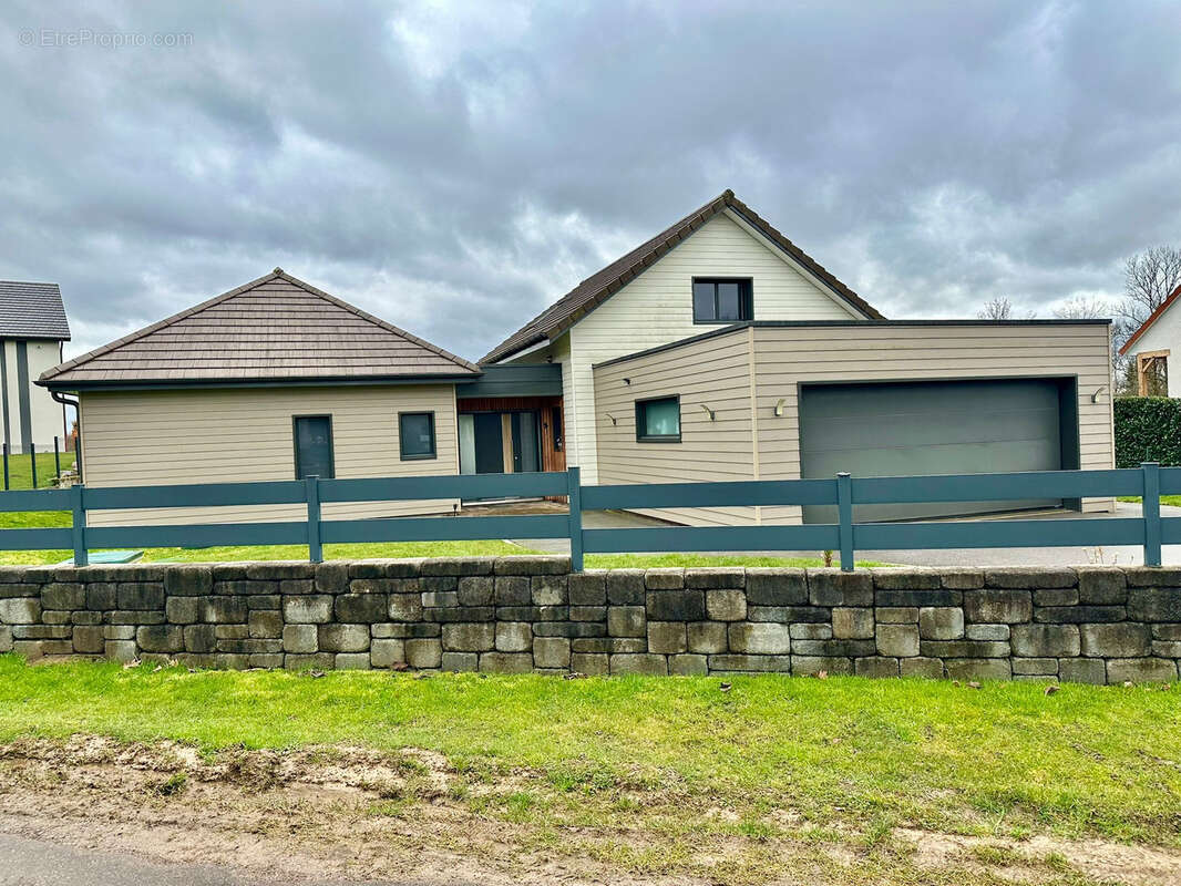 Maison à LUXEUIL-LES-BAINS