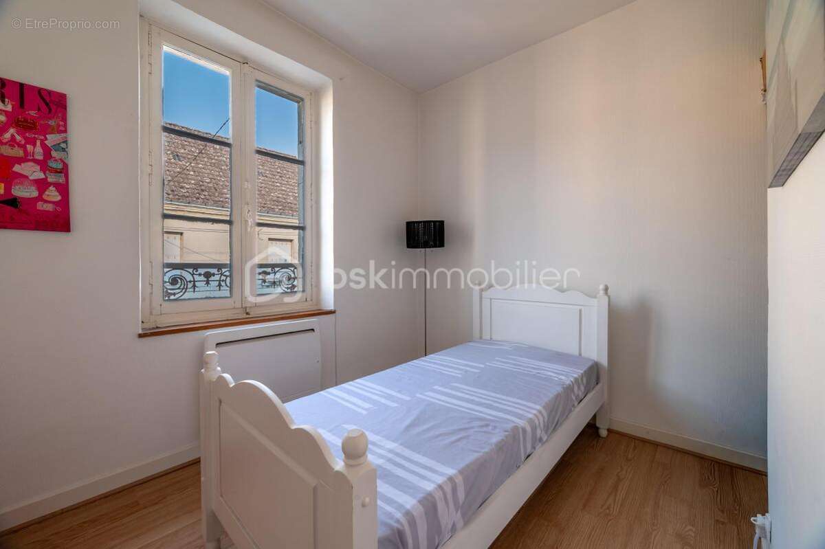 Maison de caractère – 121 m² – 3 chambres – cour intérieure – grenier aménageable – Buzançais - photo 13