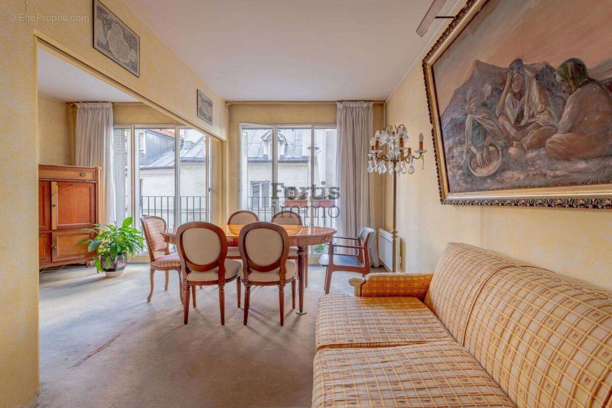 Appartement à PARIS-5E