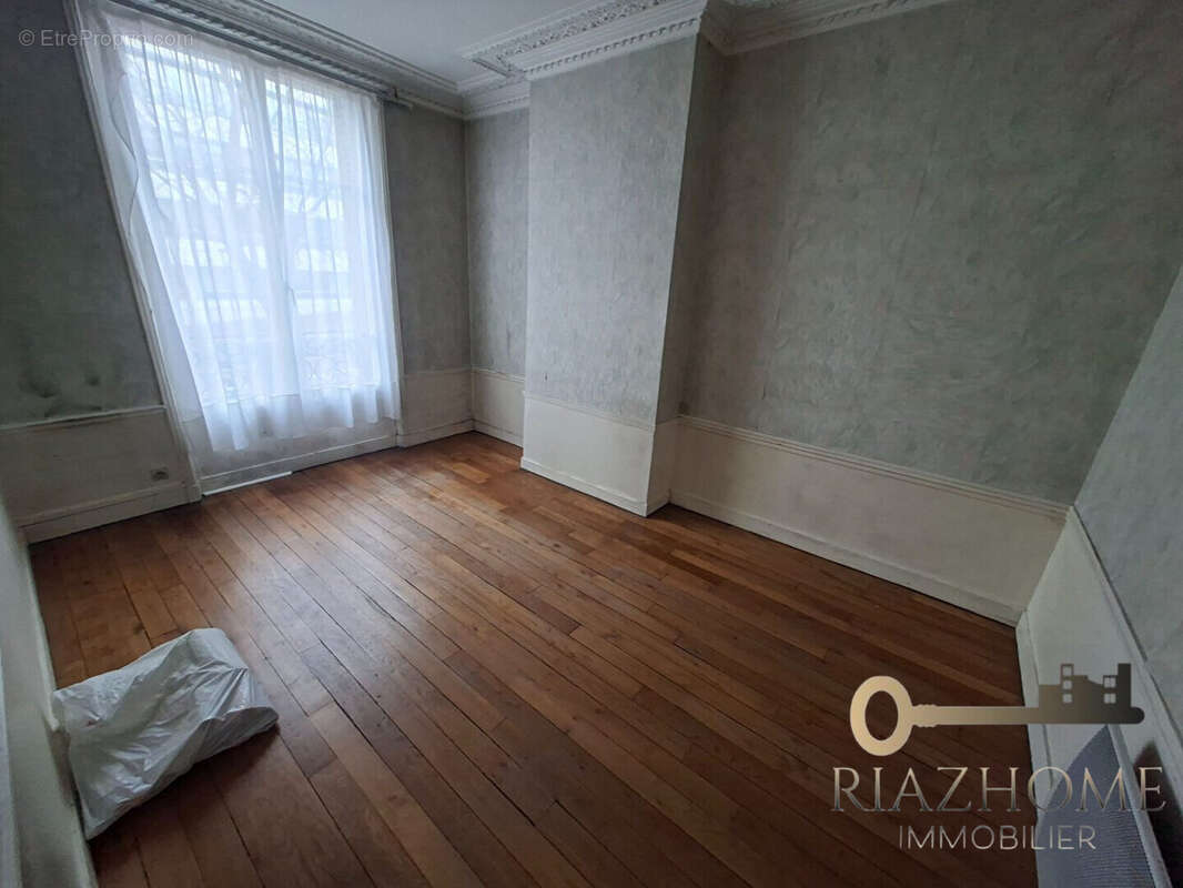 Appartement à LE BOURGET