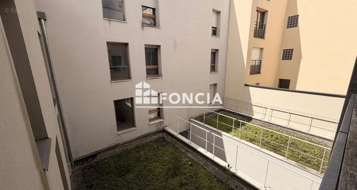 Appartement à SAINT-DENIS