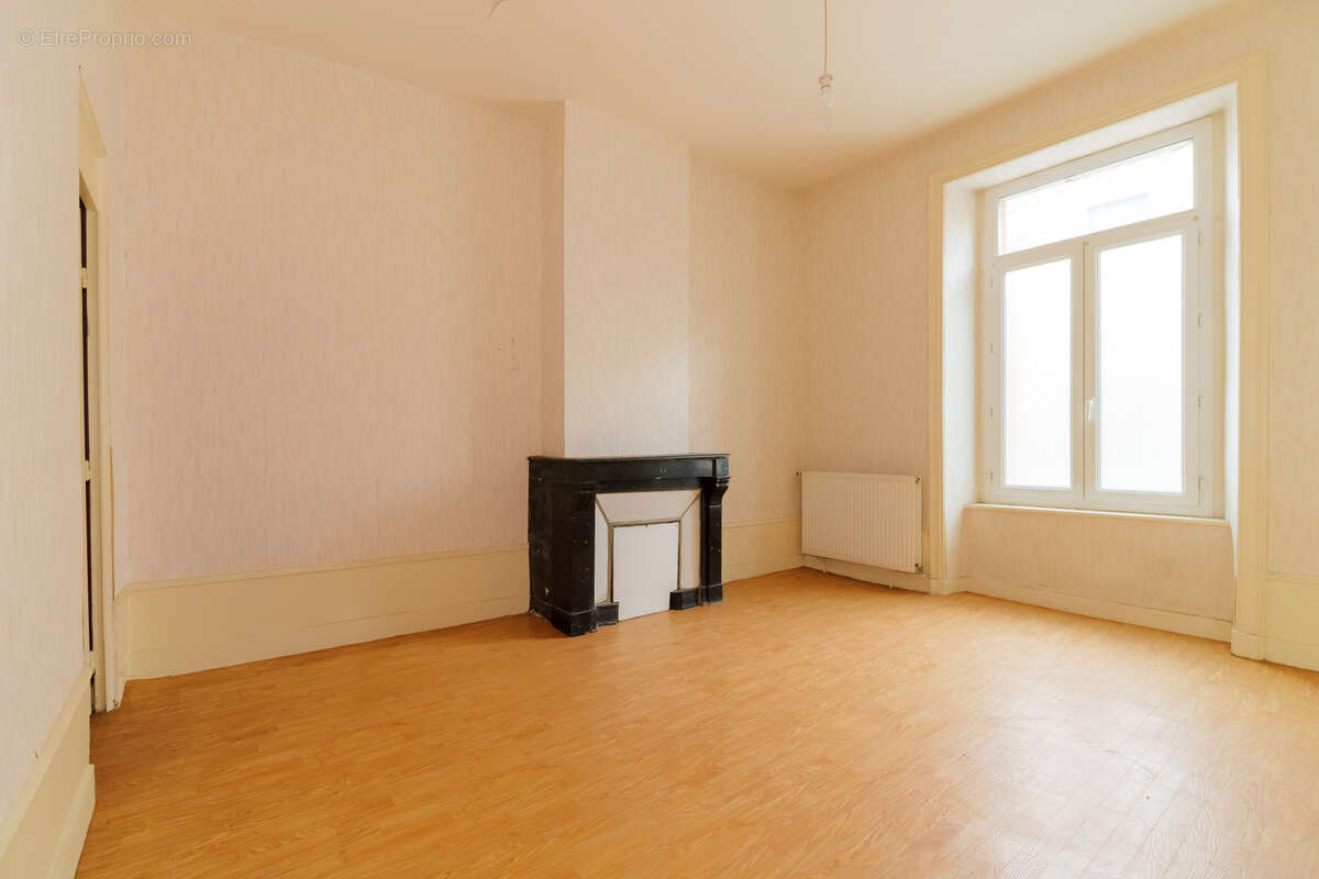 Appartement à USSON-EN-FOREZ