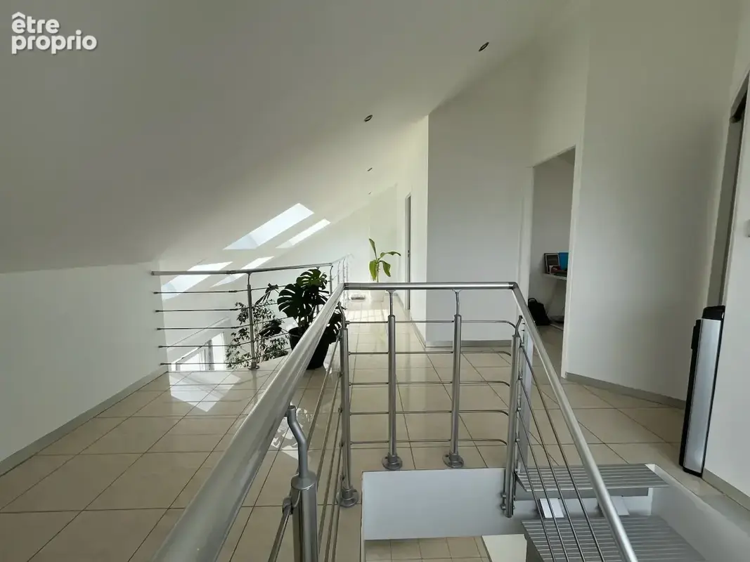 Villers-les-nancy : exceptionnel appartement t4 duplex avec grande terrasse et parking - photo 8