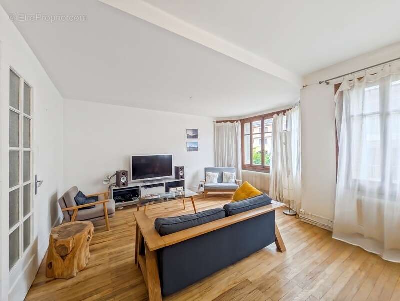 Appartement à EVIAN-LES-BAINS