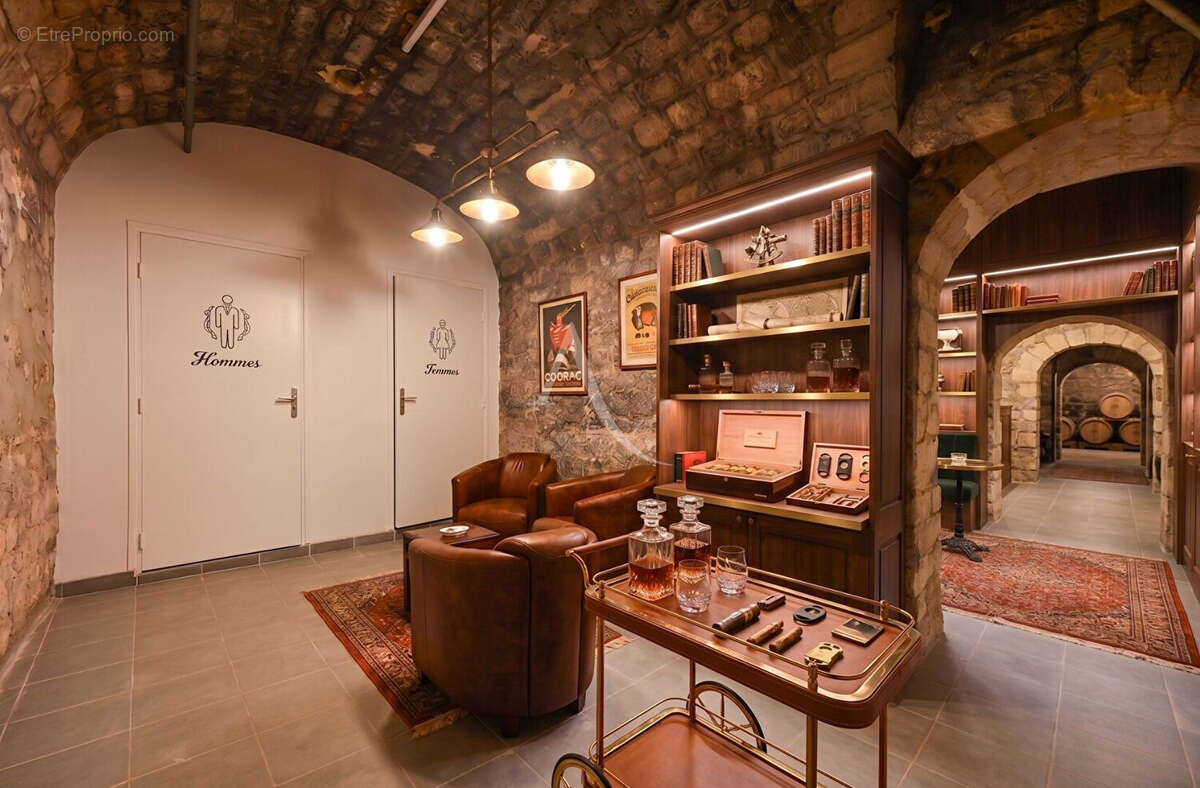 Appartement à PARIS-7E