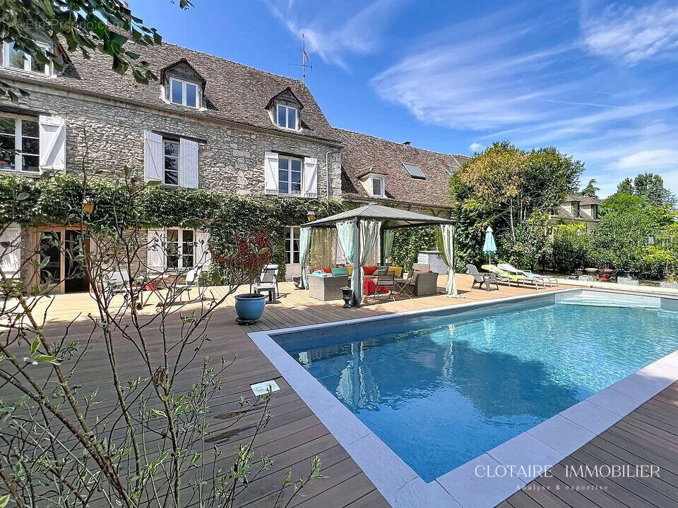 Maison à FONTAINE-CHAALIS