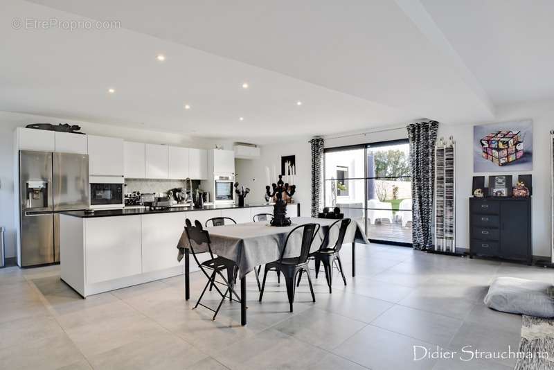 Maison à AIGREFEUILLE-D'AUNIS