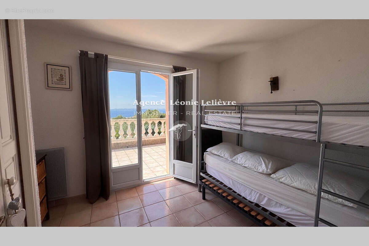 Maison 107 m² à Les Issambres  - photo 8