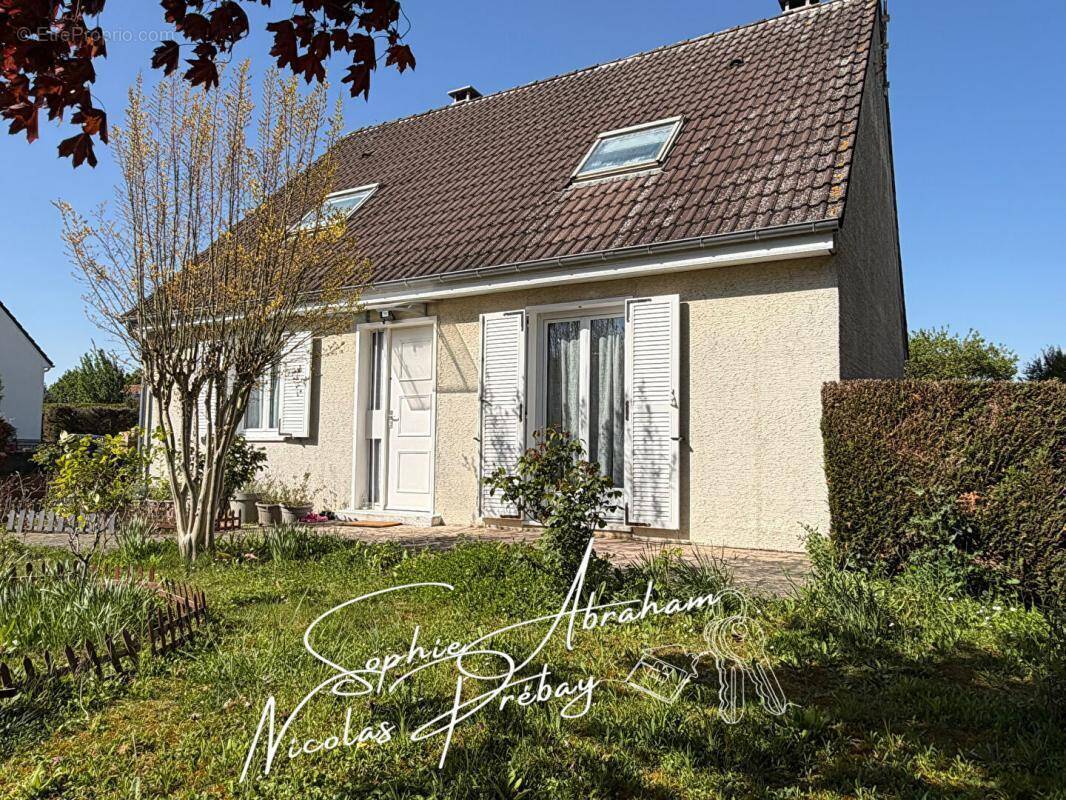 Maison à JANVILLE