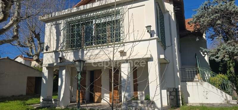 Maison à MARSEILLE-11E