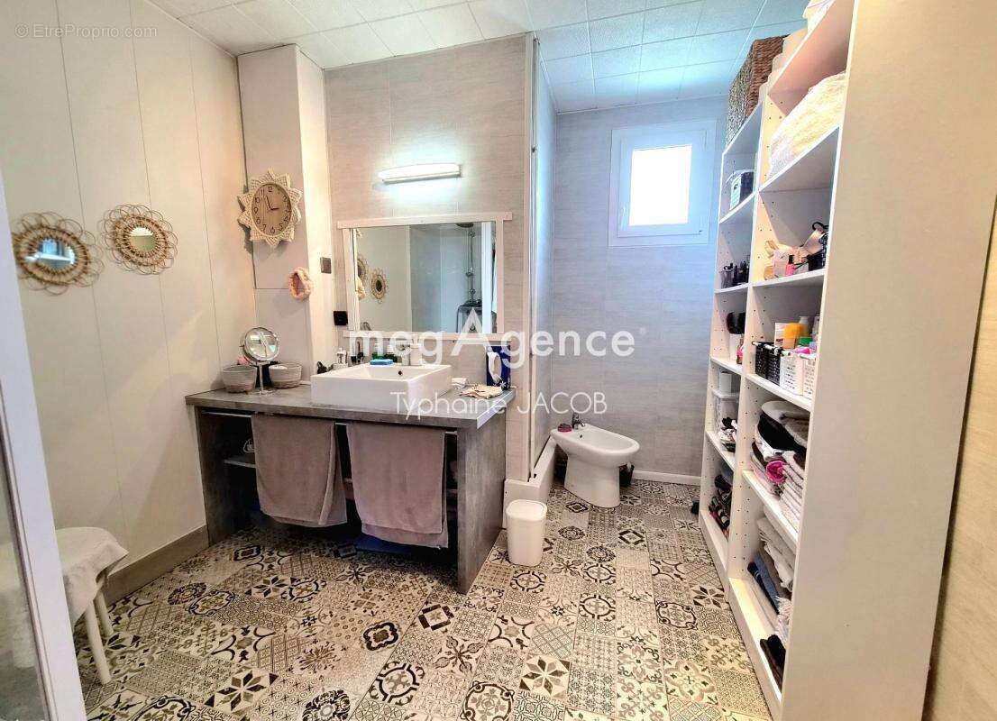Maison de plain pied proche du bourg - photo 7
