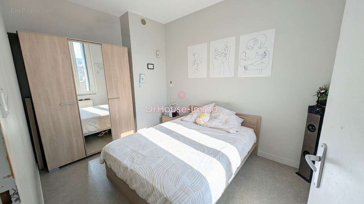 Appartement à SAINT-ETIENNE