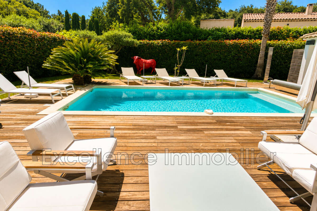 Maison 255 m² à Plan-De-La-Tour  - photo 5