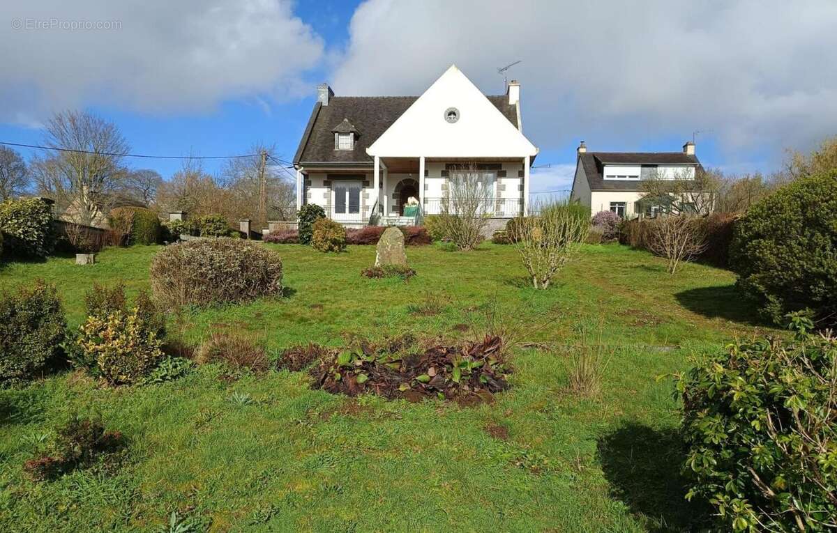 Photo 4 - Maison à BELLE-ISLE-EN-TERRE