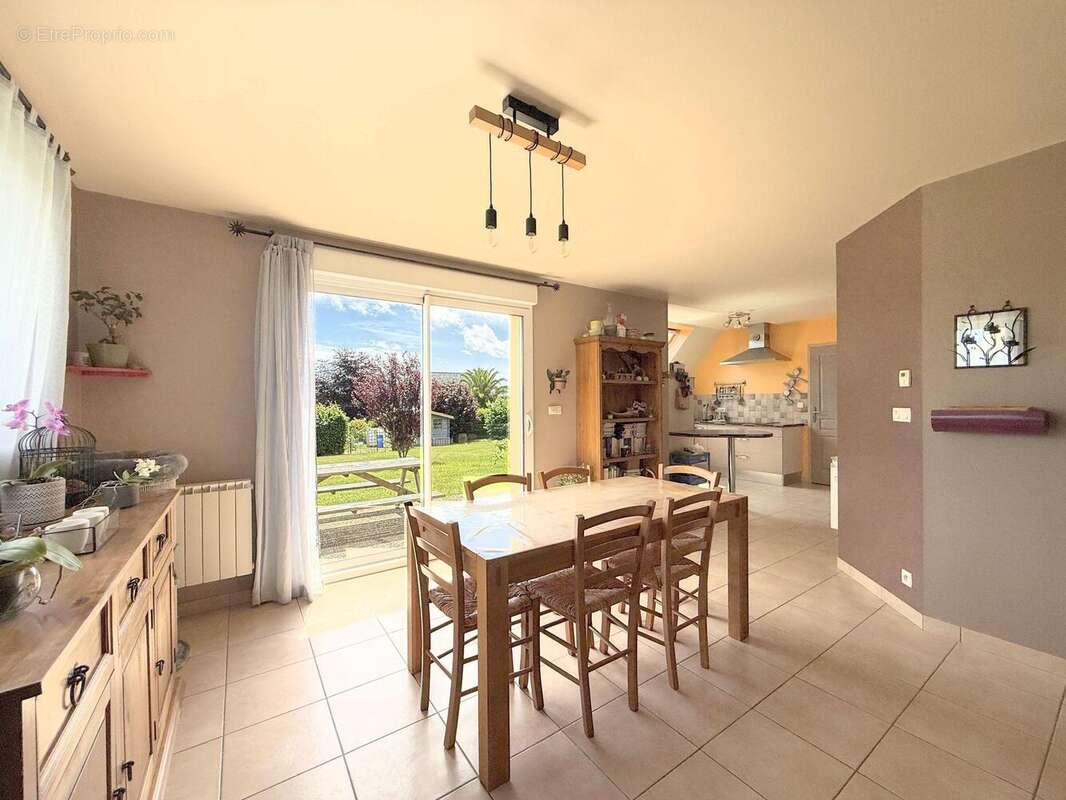 Maison 85 m² à Tredrez-Locquemeau  - photo 5