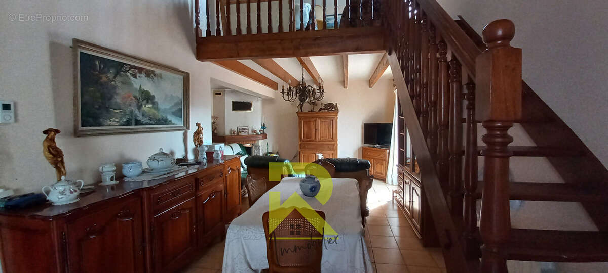 Beziers dans un bon quartier maison de construction traditionnelle  avec garage et jardin - photo 3