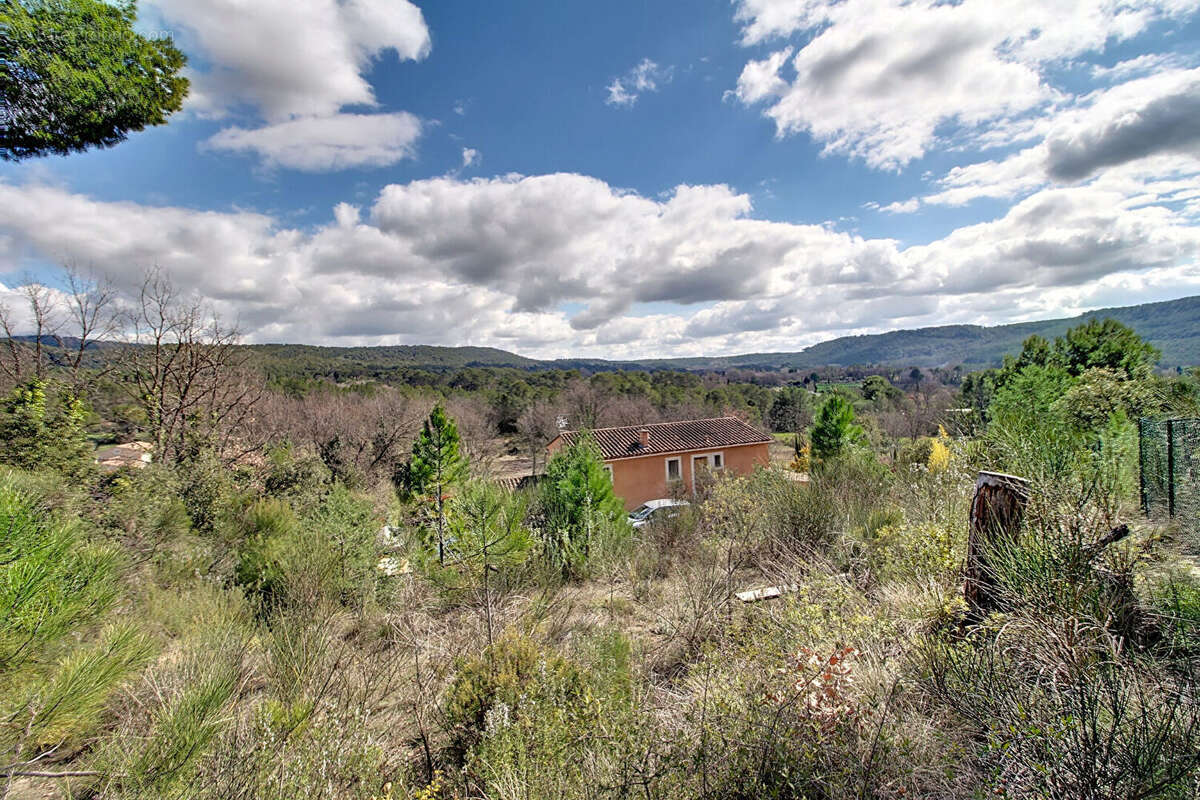 Maison à VILLECROZE