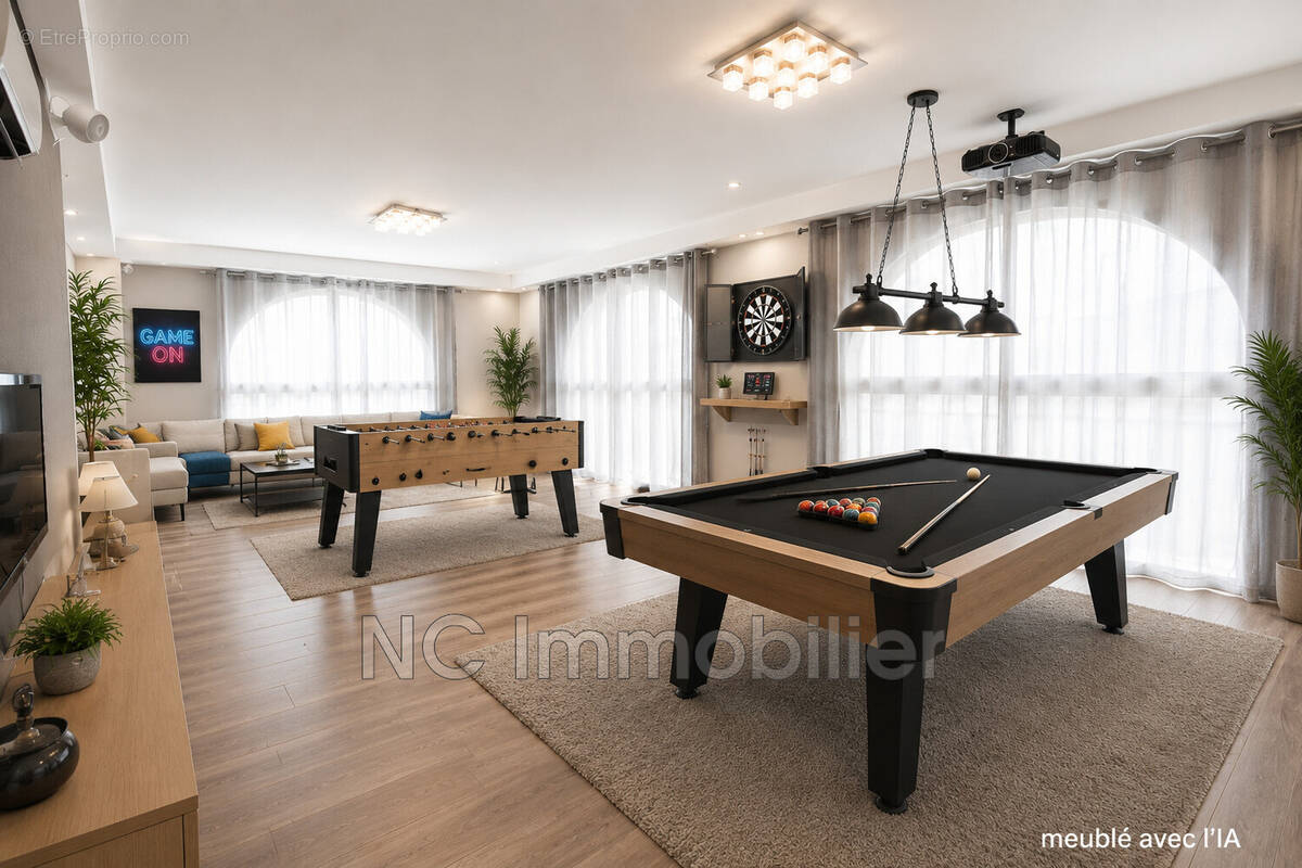 Appartement à VALLAURIS