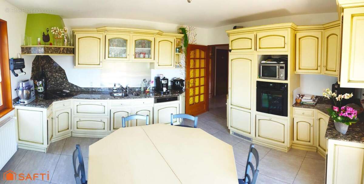 Maison 169 m² à Melincourt  - photo 4
