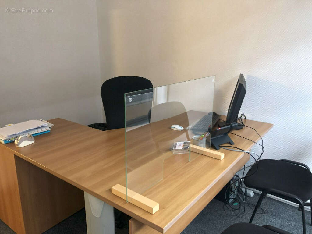 Commerce à LA FERTE-BERNARD