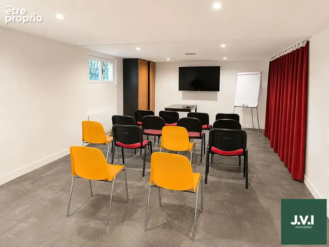 A vendre - Bas-Montmorency, Maison familiale 218 m² - 7 pièces, 5 chambres - photo 12