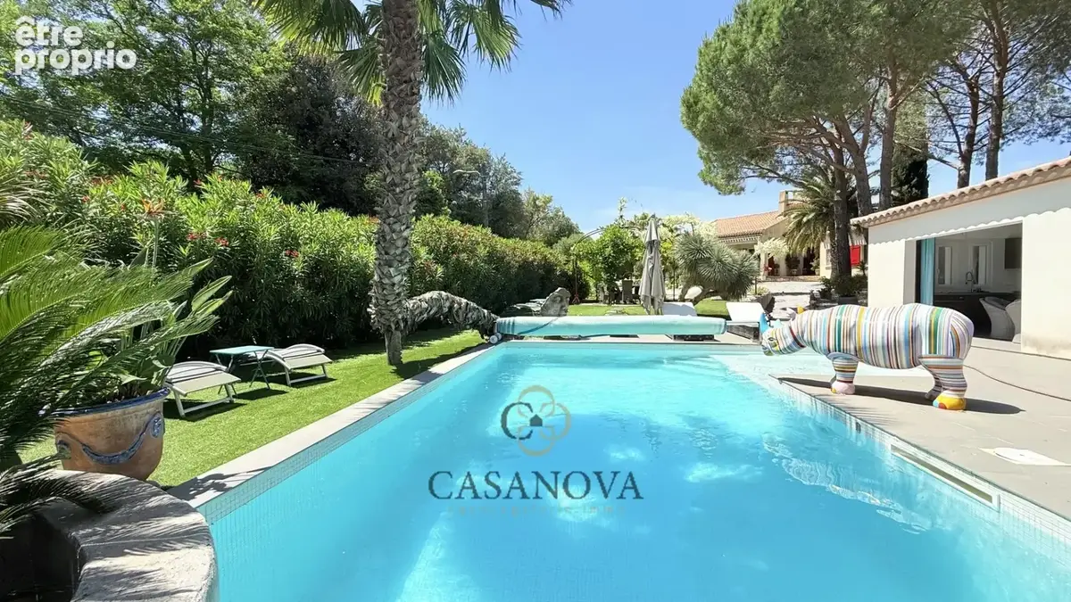 Villa revisitée, art de vivre à la campagne, dépendance, piscine chauffée, sur 2300 m² de terrain constructibles - photo 2