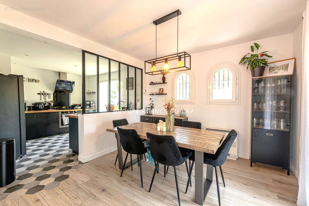 Maison à SAINT-RAPHAEL