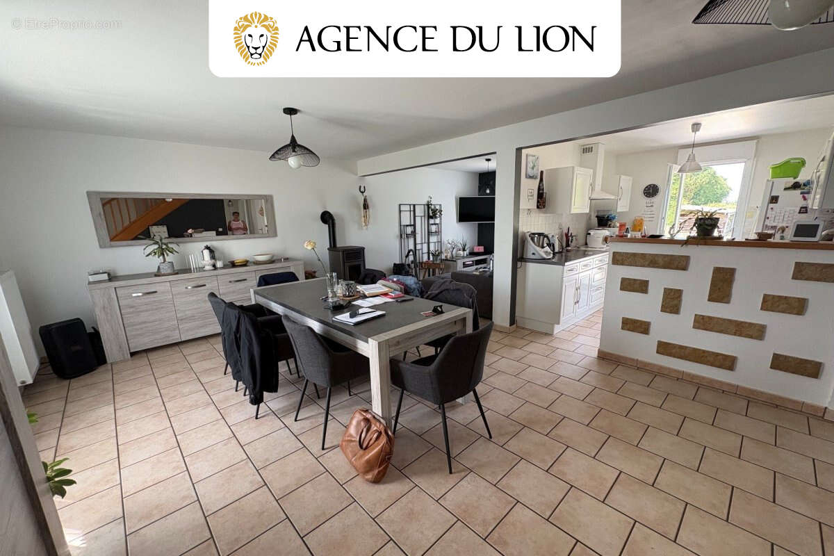 Maison 6 pièces 4 chambres sous sol total - photo 4