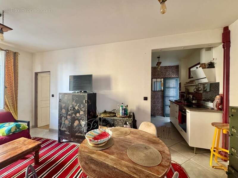 Appartement à AUBERVILLIERS