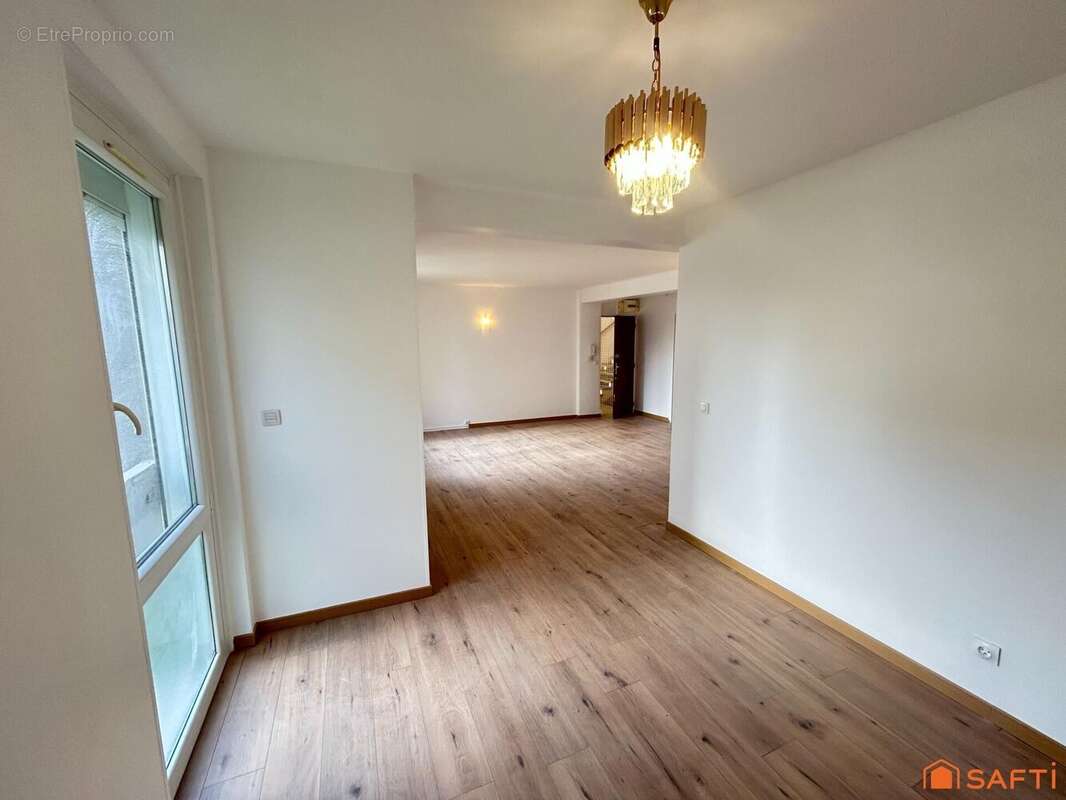 Photo 4 - Appartement à SAINT-QUENTIN
