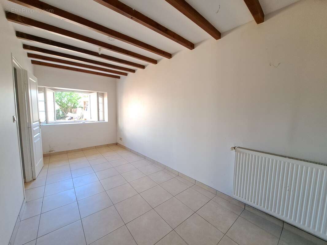 Maison à CRITEUIL-LA-MAGDELEINE