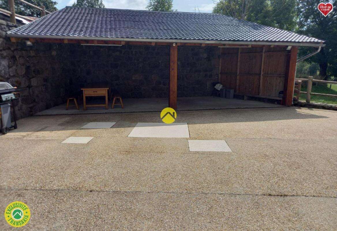 Maison à PIERREFORT