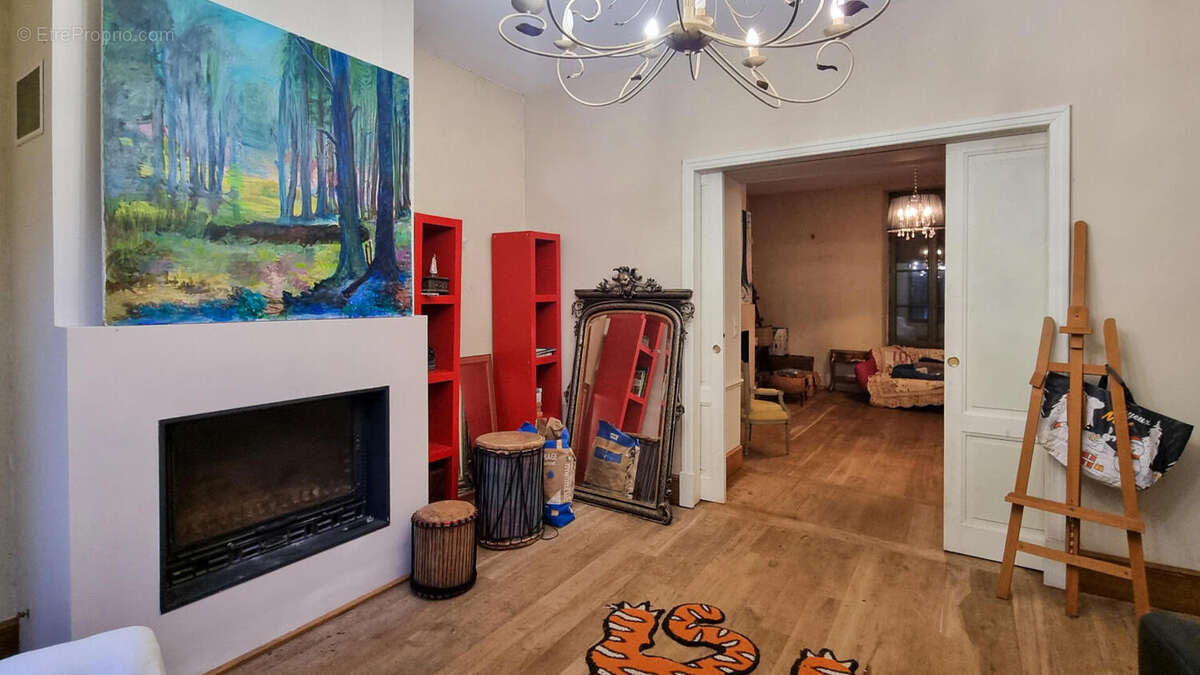 salon - Maison à SAISSAC