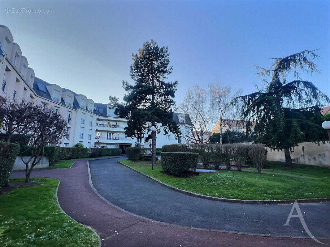 Appartement à THIAIS