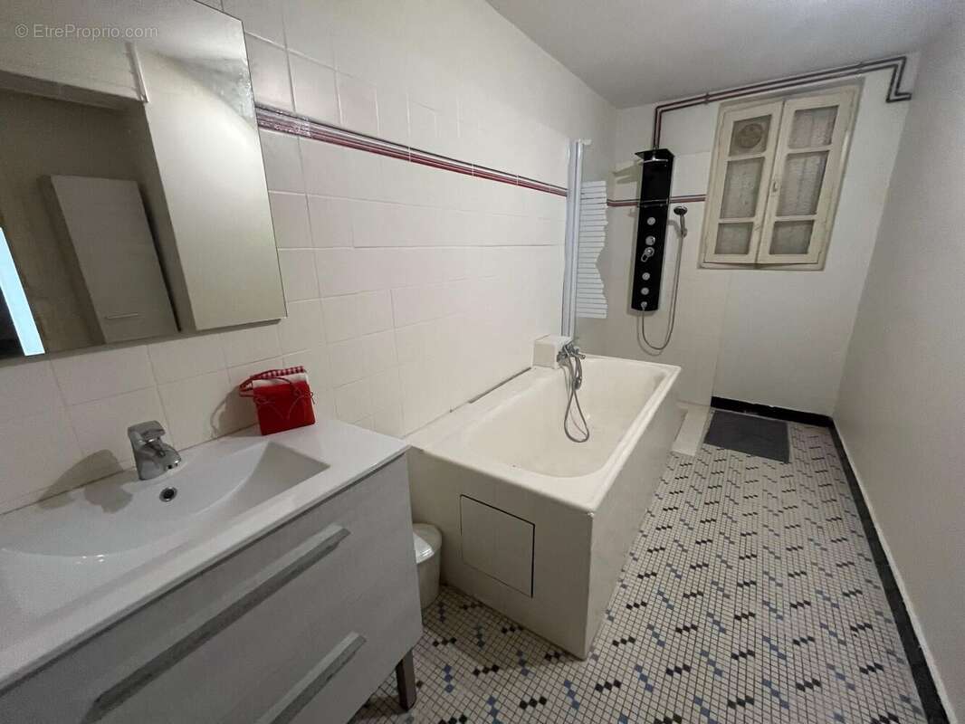 Maison 127 m² à Saint-Perdoux  - photo 9
