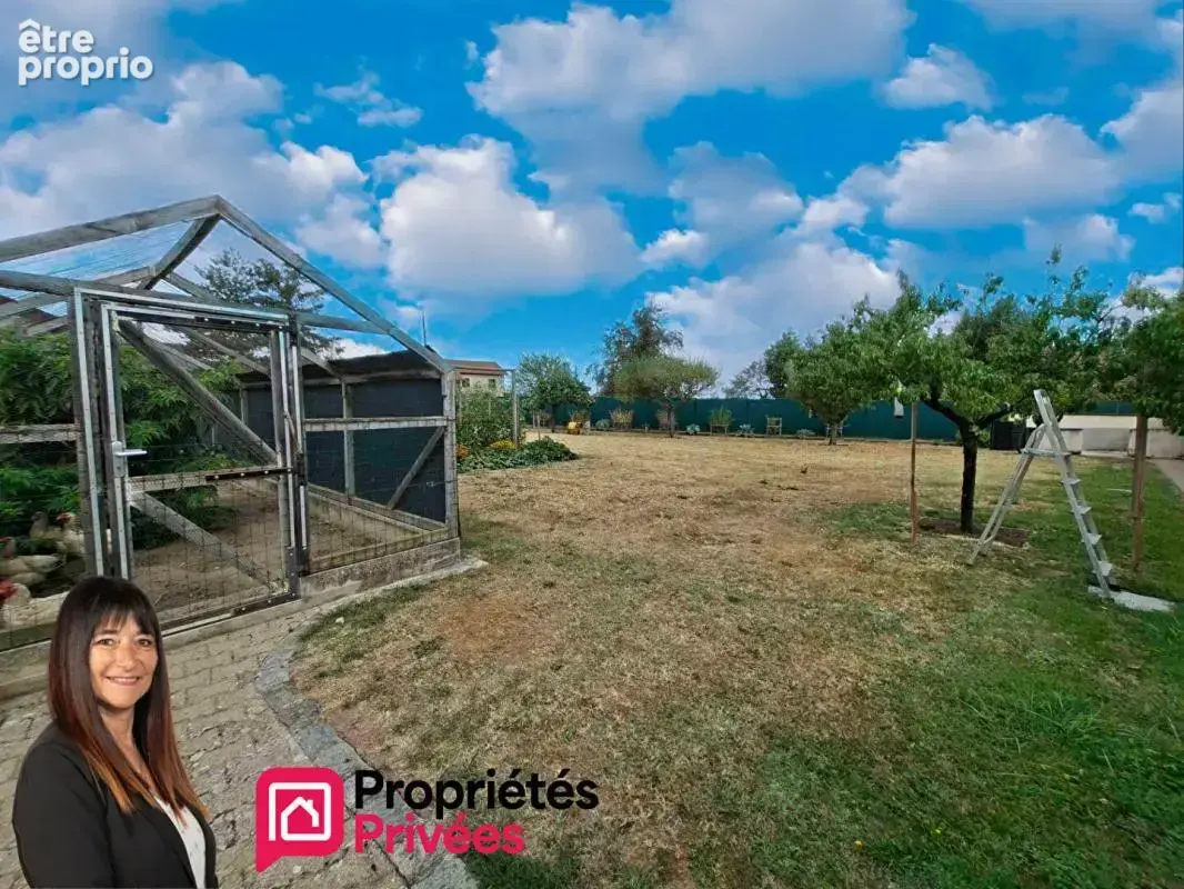 Terrain constructible Renaison 950 m2 - photo 4