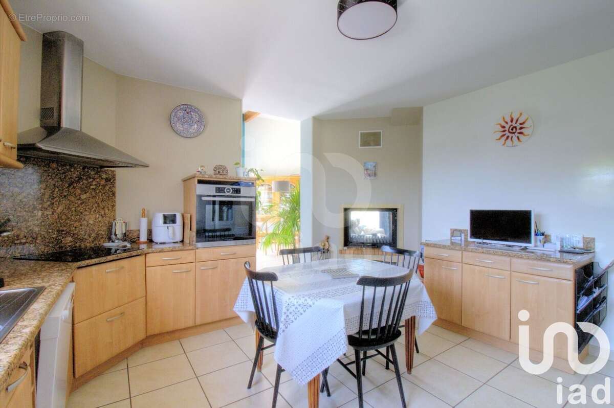 Photo 5 - Maison à ROQUESERIERE