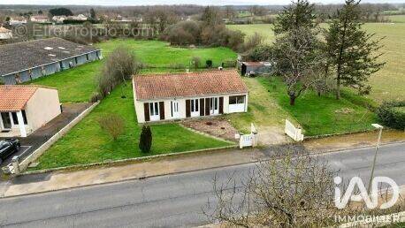 Photo 1 - Maison à MAUPREVOIR