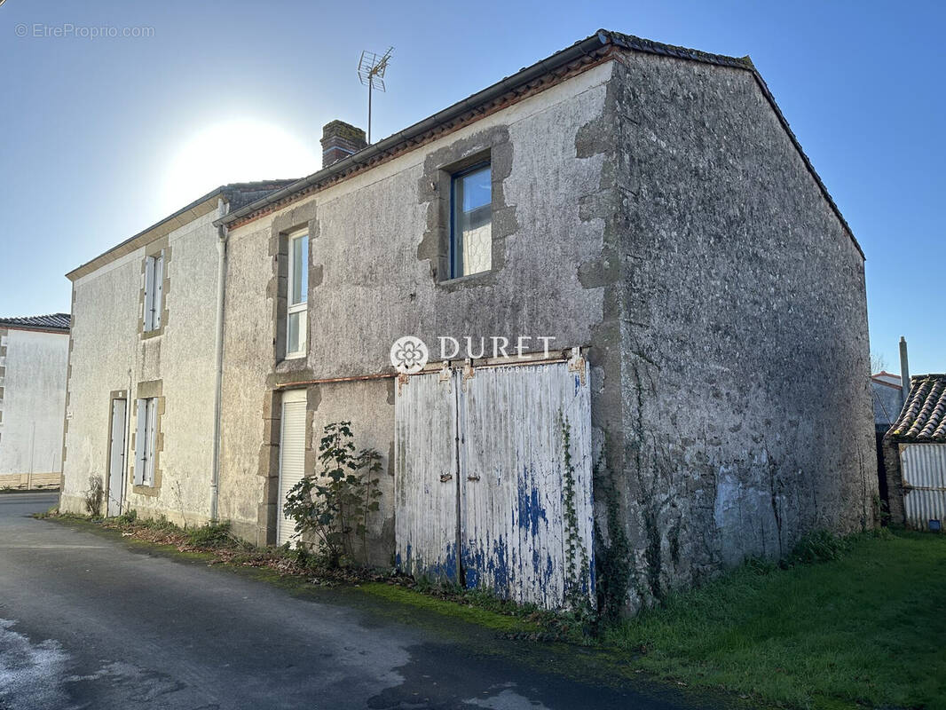 Maison à LA BRUFFIERE